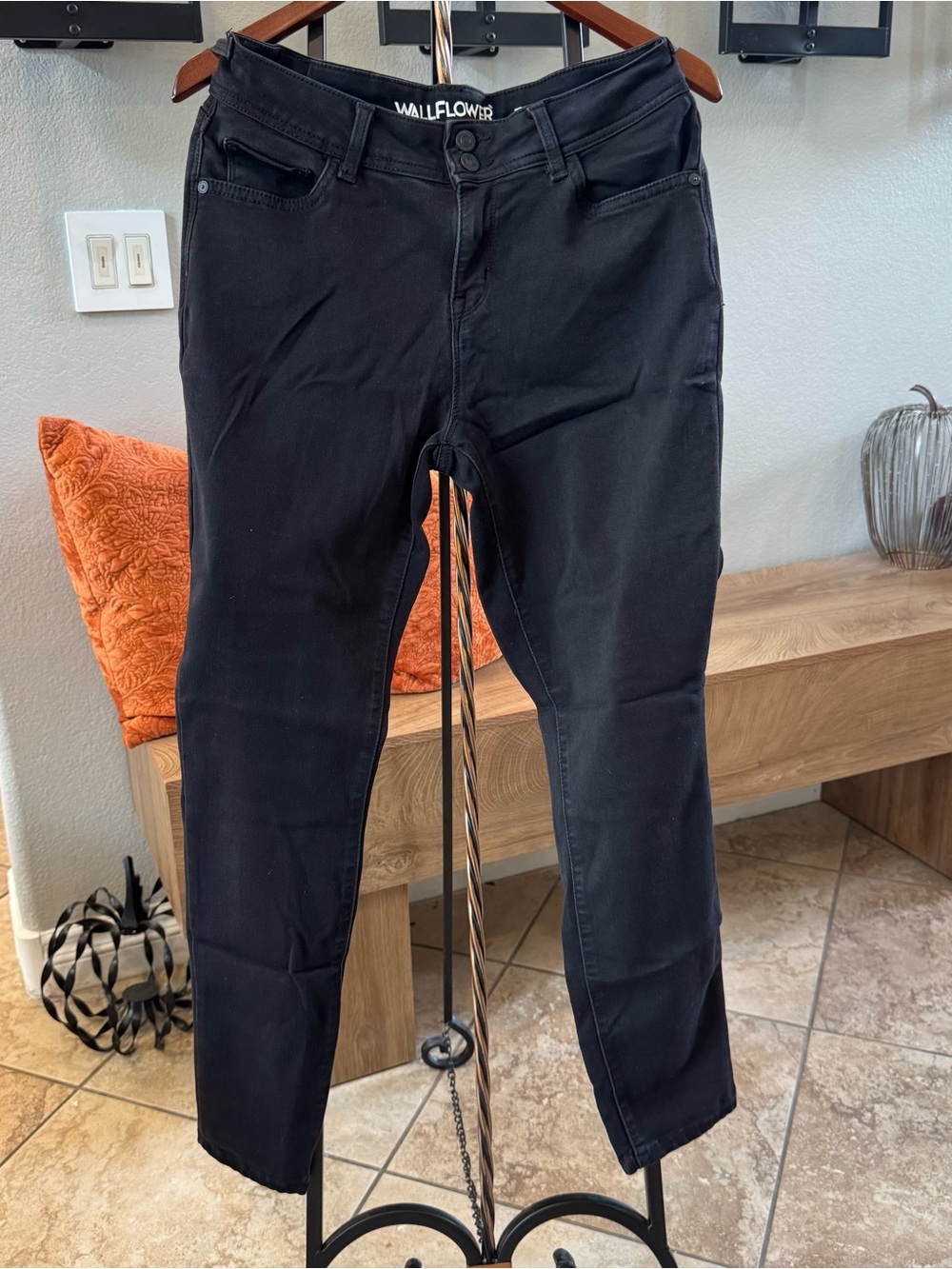 Wallflower Women’s Black Skinny Jeans - Slim Tapered Fit